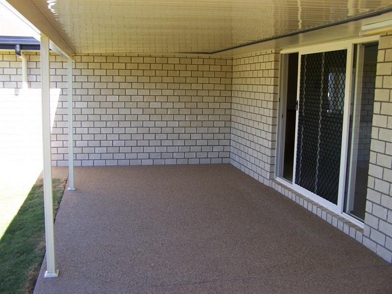 10 Downsfield Place, Yeppoon QLD 4703