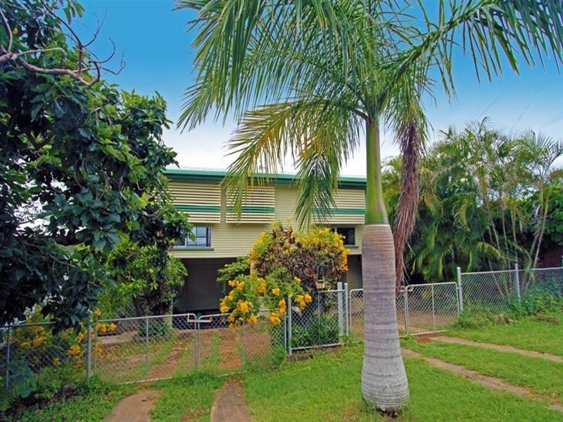 32 Evelyn Street, Yeppoon QLD 4703
