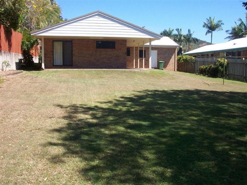 15 Hellas Street, Yeppoon QLD 4703