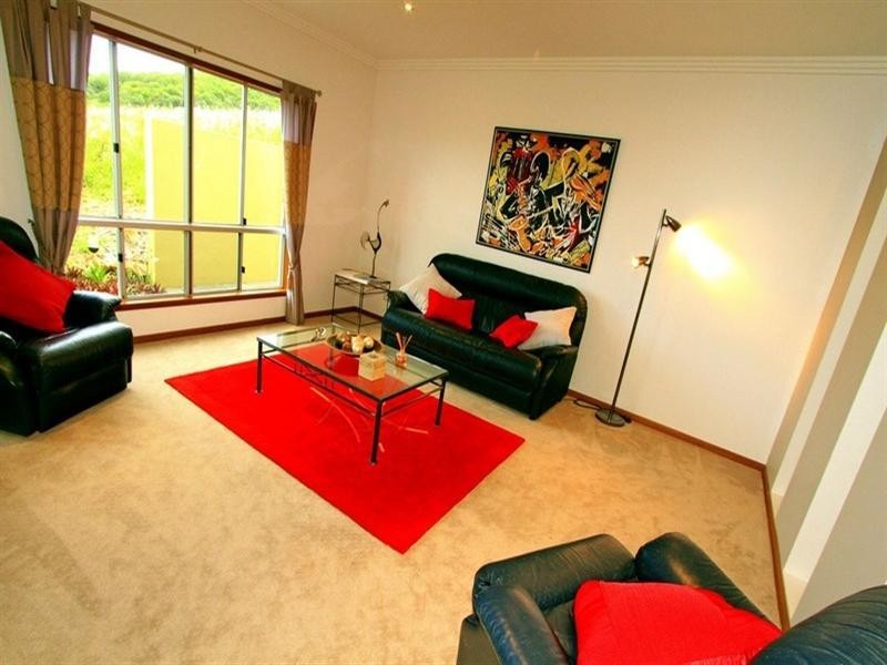 22 Pacific Vista Close, Pacific Heights QLD 4703