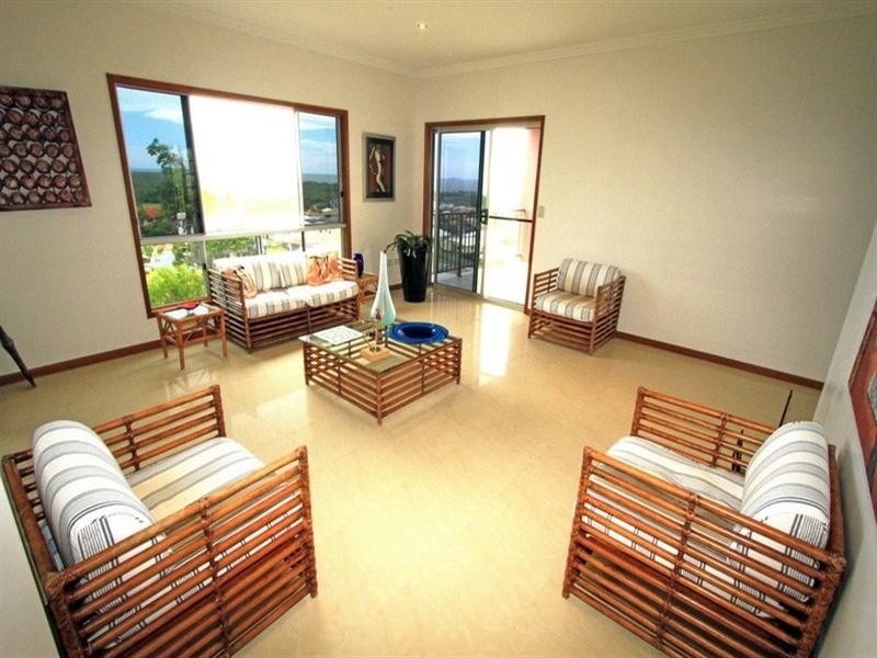 22 Pacific Vista Close, Pacific Heights QLD 4703