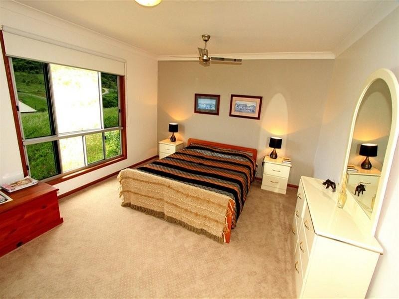 22 Pacific Vista Close, Pacific Heights QLD 4703