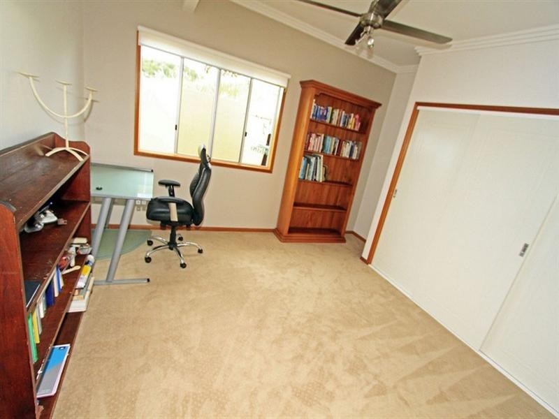 22 Pacific Vista Close, Pacific Heights QLD 4703