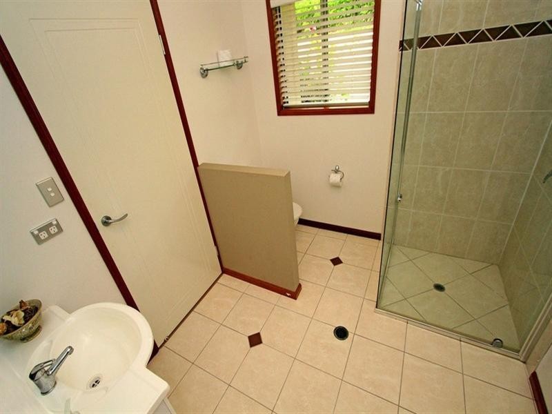 22 Pacific Vista Close, Pacific Heights QLD 4703