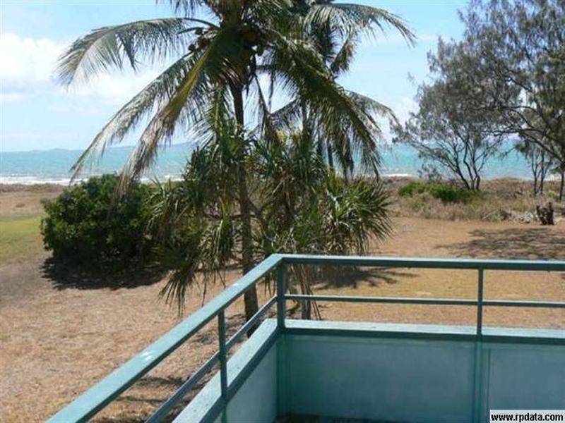 33 Todd Avenue, Yeppoon QLD 4703