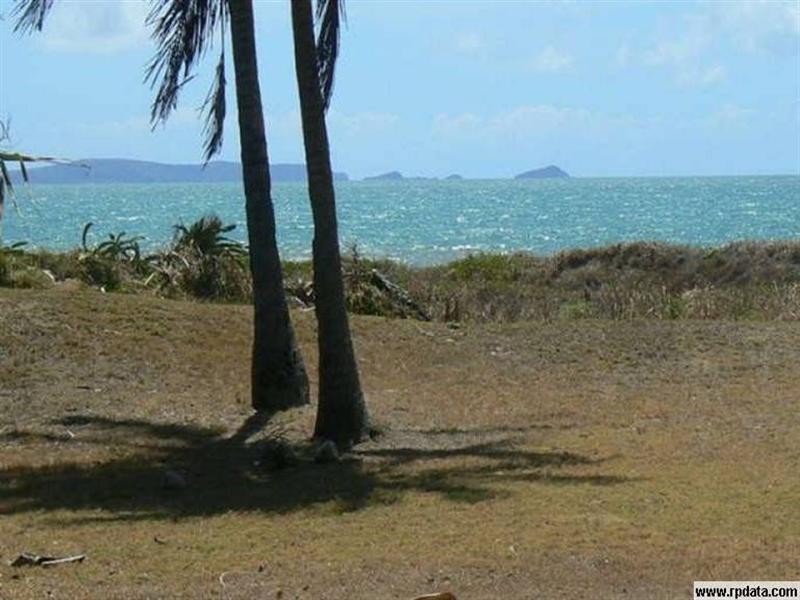 33 Todd Avenue, Yeppoon QLD 4703