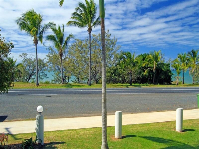 2/100 Scenic Highway, Yeppoon QLD 4703