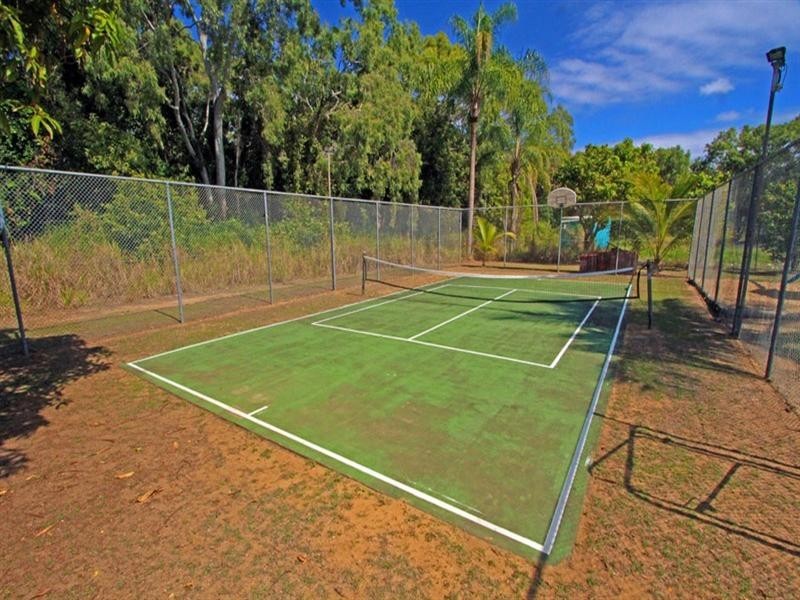 2/100 Scenic Highway, Yeppoon QLD 4703