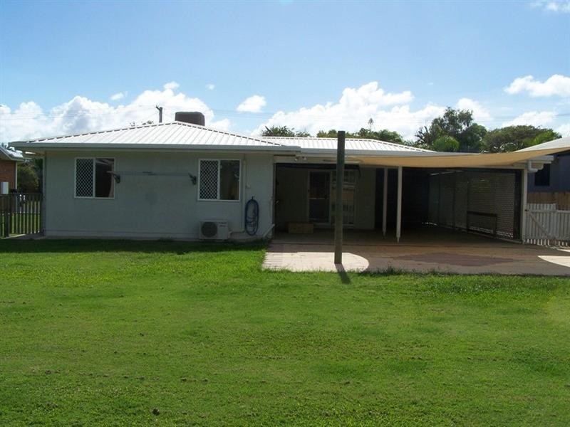 11 George Street, Zilzie QLD 4710