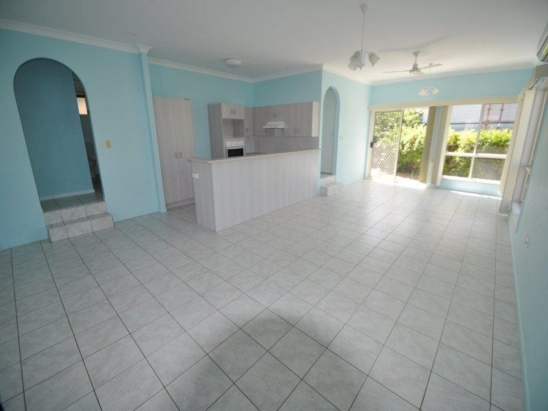 8/24 Kerr Street, Yeppoon QLD 4703