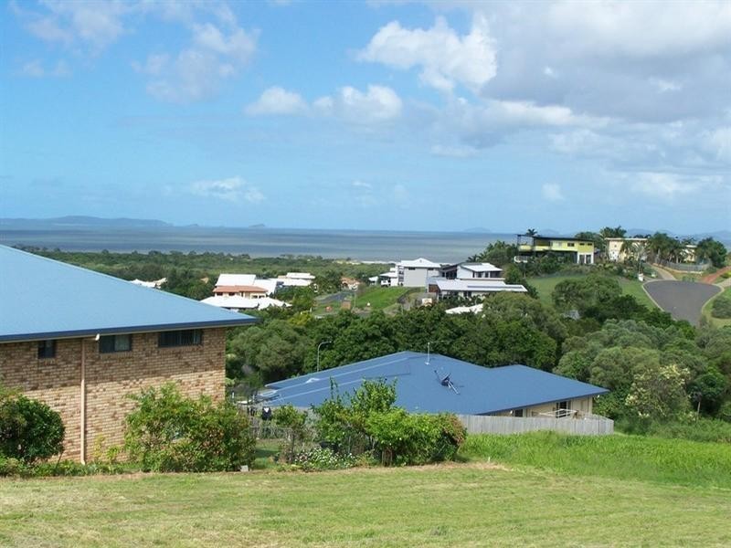 13 Pacific Vista Close, Yeppoon QLD 4703