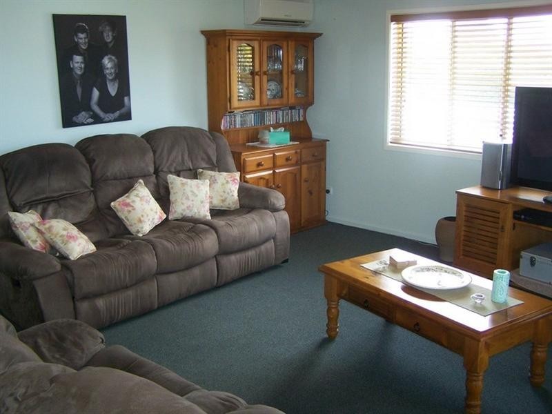 16 Hellas Street, Yeppoon QLD 4703