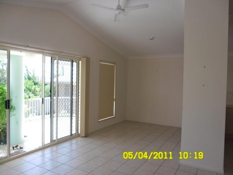 2/24 Kerr Street, Yeppoon QLD 4703