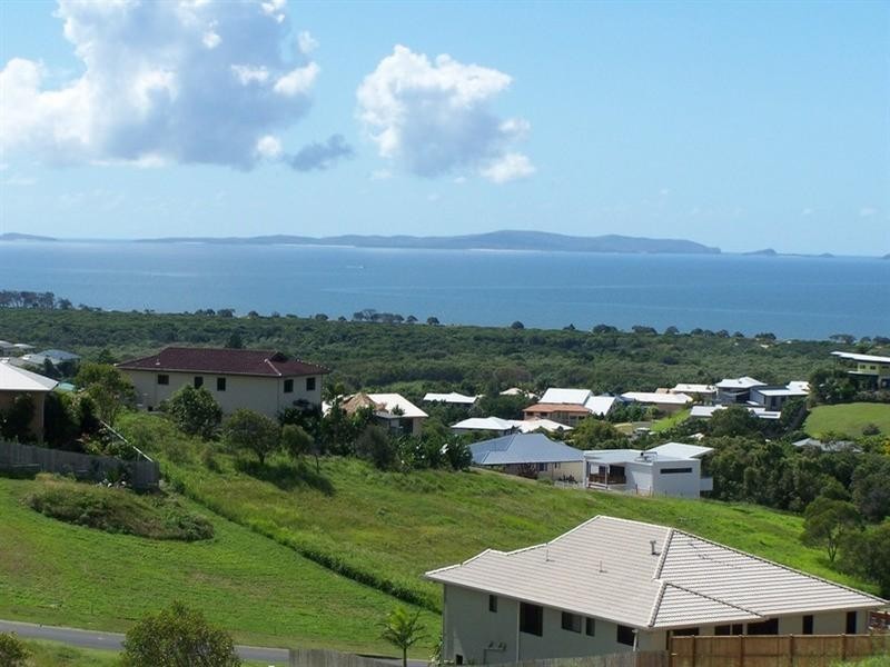 21 Fraser Crescent, Pacific Heights QLD 4703