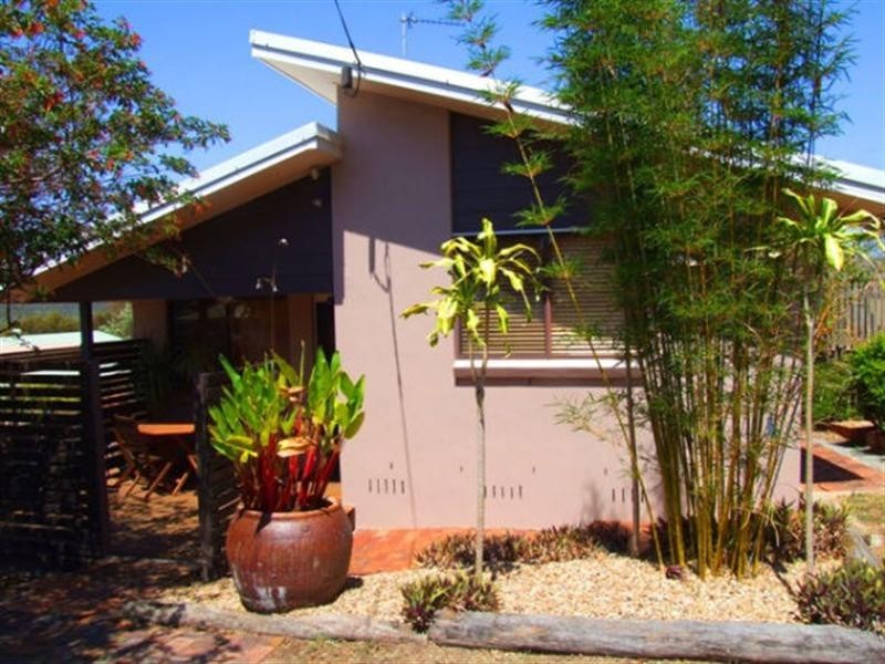 32 Shaw Avenue, Yeppoon QLD 4703