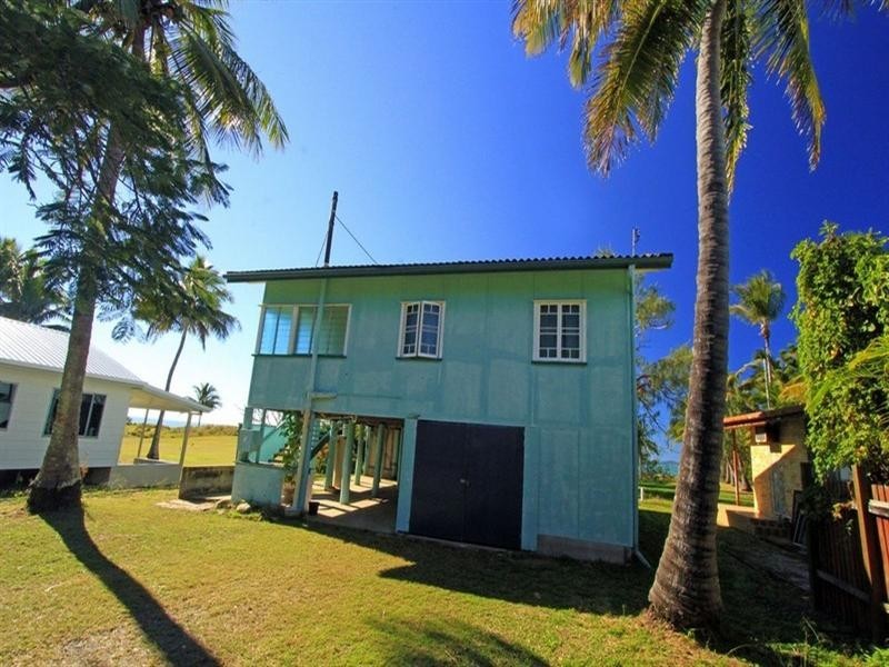 33 Todd Avenue, Yeppoon QLD 4703