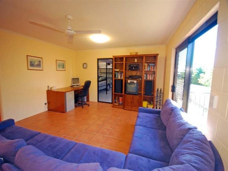 8 Jarman Street, Yeppoon QLD 4703