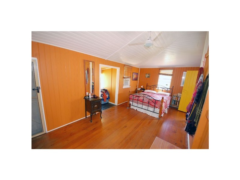 5 Raymond Terrace, Yeppoon QLD 4703