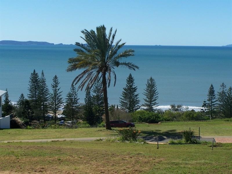 9 Gus Moore Street, Yeppoon QLD 4703