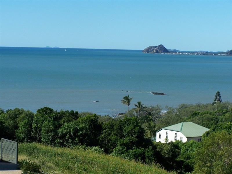 9 Gus Moore Street, Yeppoon QLD 4703