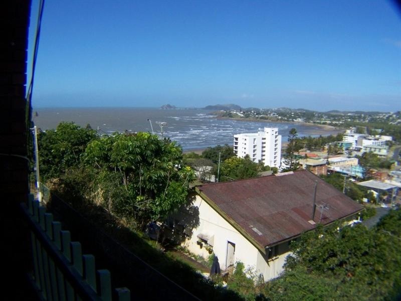 4/44 Hill Street, Yeppoon QLD 4703