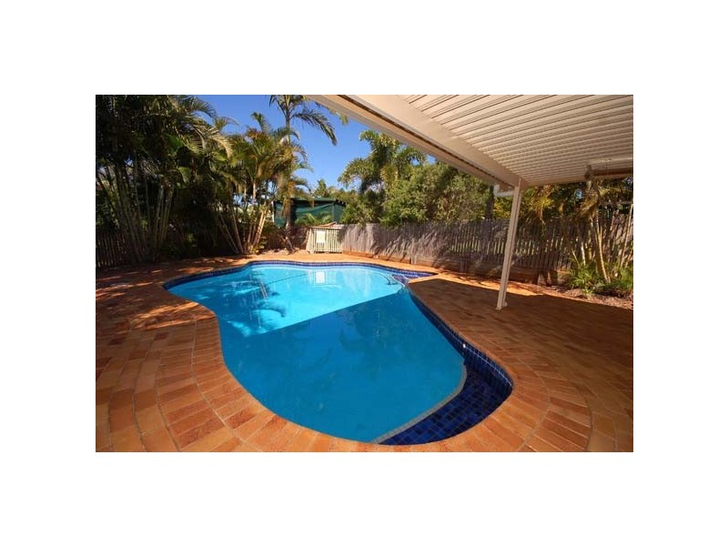 11A & B CAPRICORNIA Drive, Yeppoon QLD 4703