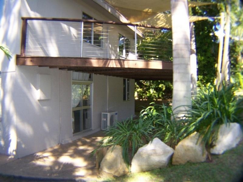 2 Caroline Street, Yeppoon QLD 4703