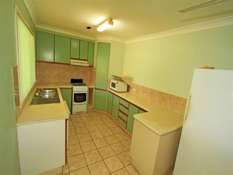 27 Ware Avenue, Yeppoon QLD 4703