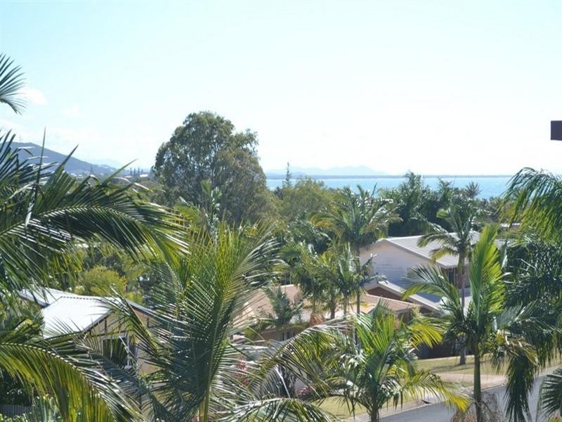 8 Sandalwood Drive, Yeppoon QLD 4703