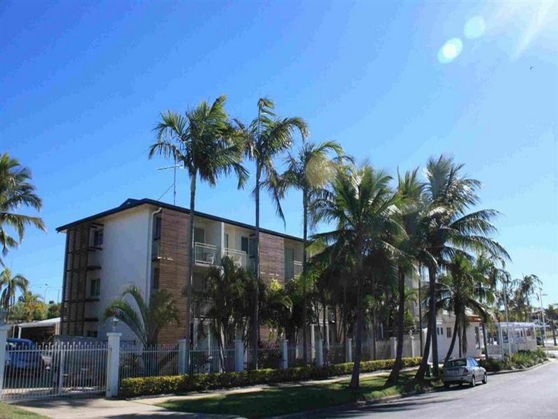 18-20 Hill Street, Emu Park QLD 4710