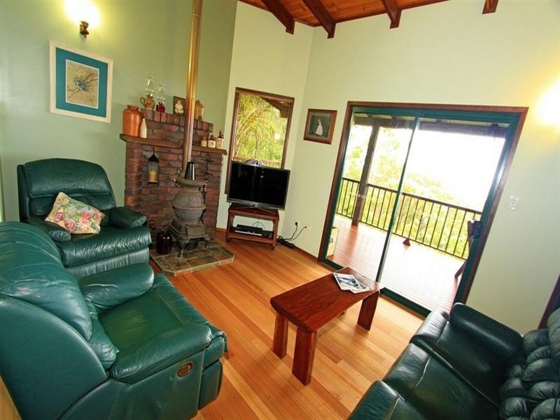 9 Banksia Place, Taranganba QLD 4703
