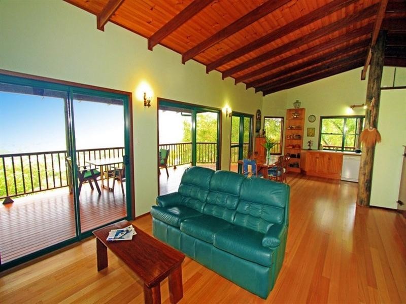 9 Banksia Place, Taranganba QLD 4703