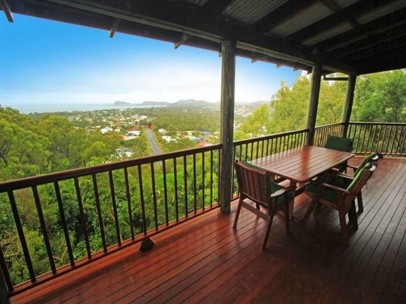 9 Banksia Place, Taranganba QLD 4703