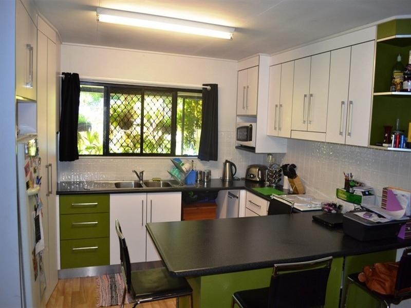 15 Power Street, Yeppoon QLD 4703