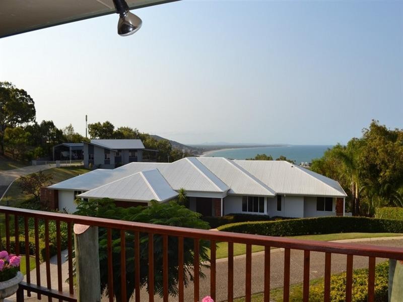 21 Banksia Place, Taranganba QLD 4703