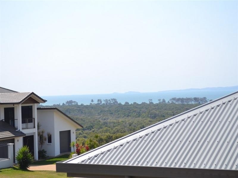 31 Miami Crescent, Pacific Heights QLD 4703