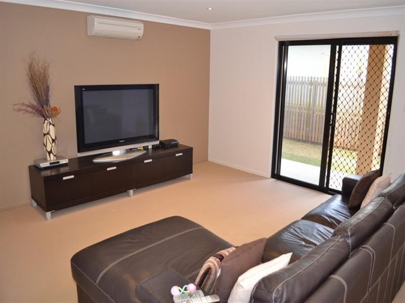 31 Miami Crescent, Pacific Heights QLD 4703