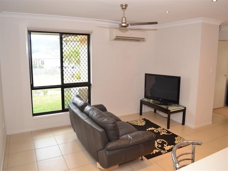 31 Miami Crescent, Pacific Heights QLD 4703