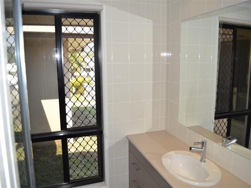 31 Miami Crescent, Pacific Heights QLD 4703