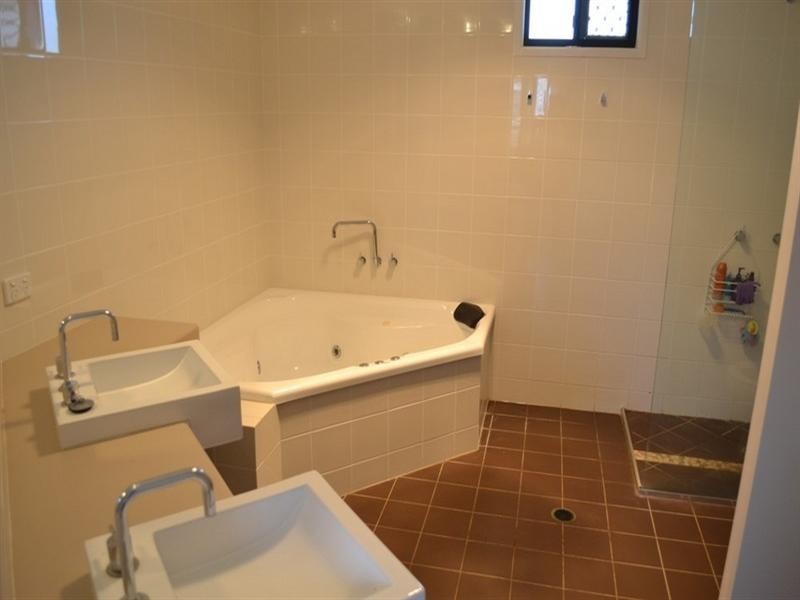 31 Miami Crescent, Pacific Heights QLD 4703