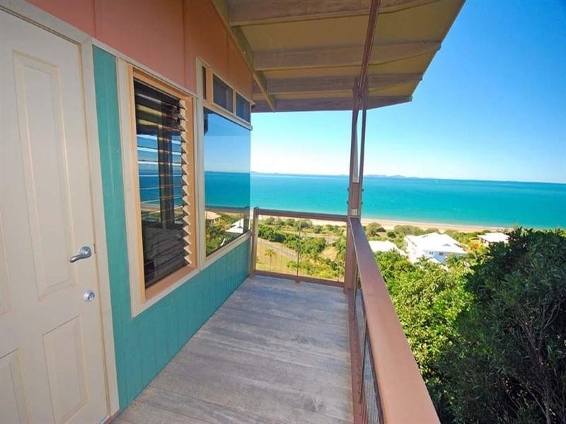 27 Cokas Avenue, Meikleville Hill QLD 4703