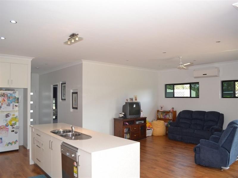 15 Nevallan Drive, Yeppoon QLD 4703