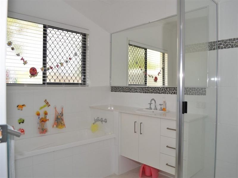 15 Nevallan Drive, Yeppoon QLD 4703