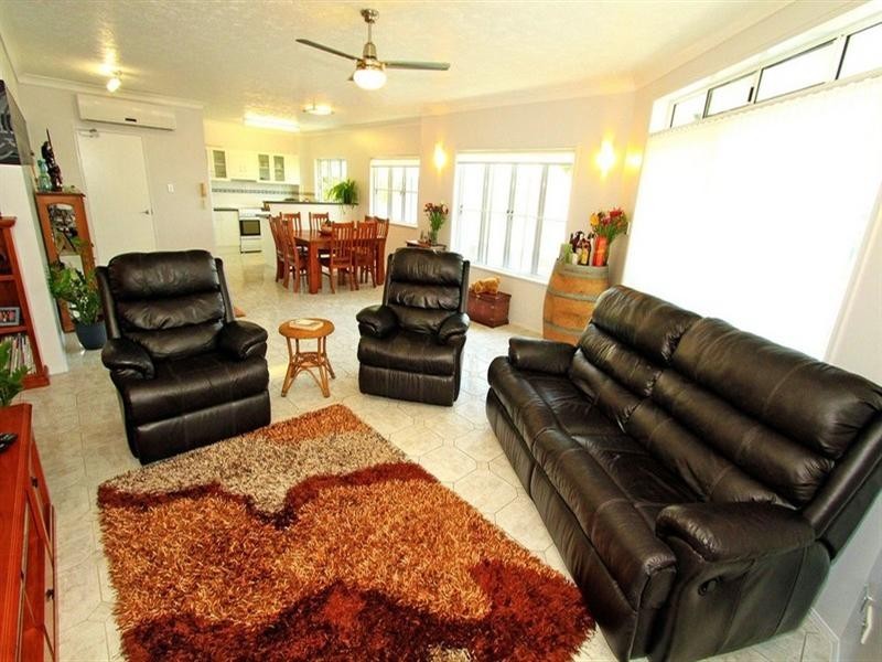 2/36 Farnborough Road, Yeppoon QLD 4703