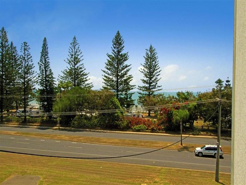 2/36 Farnborough Road, Yeppoon QLD 4703