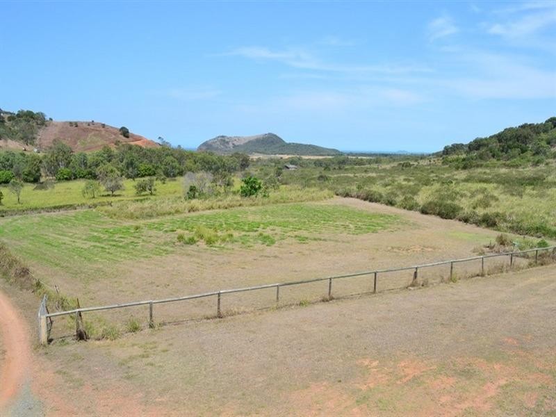 90 Clayton Road, Yeppoon QLD 4703