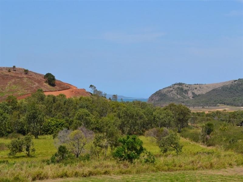 90 Clayton Road, Yeppoon QLD 4703