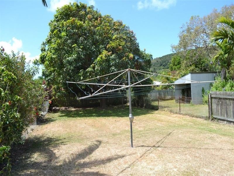 7 Jeffries Street, Yeppoon QLD 4703