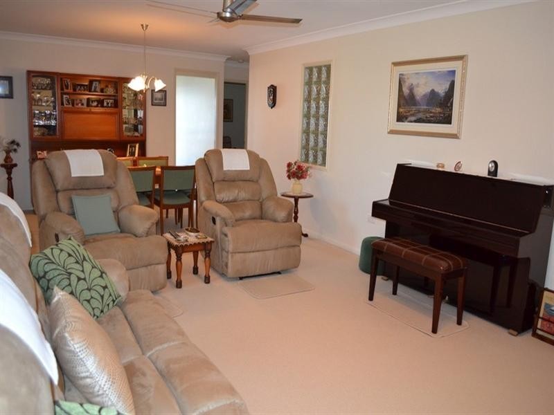 10 Yearsley Grove, Yeppoon QLD 4703