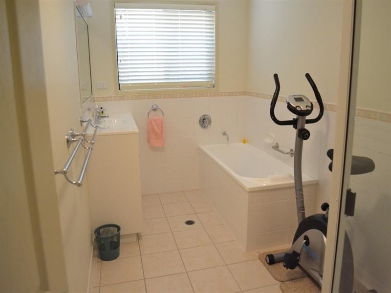 10 Yearsley Grove, Yeppoon QLD 4703